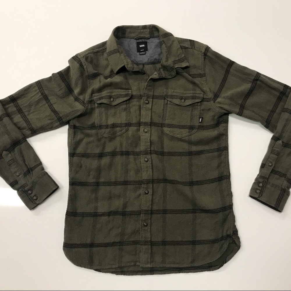 Men’s Vans flannel button shirt